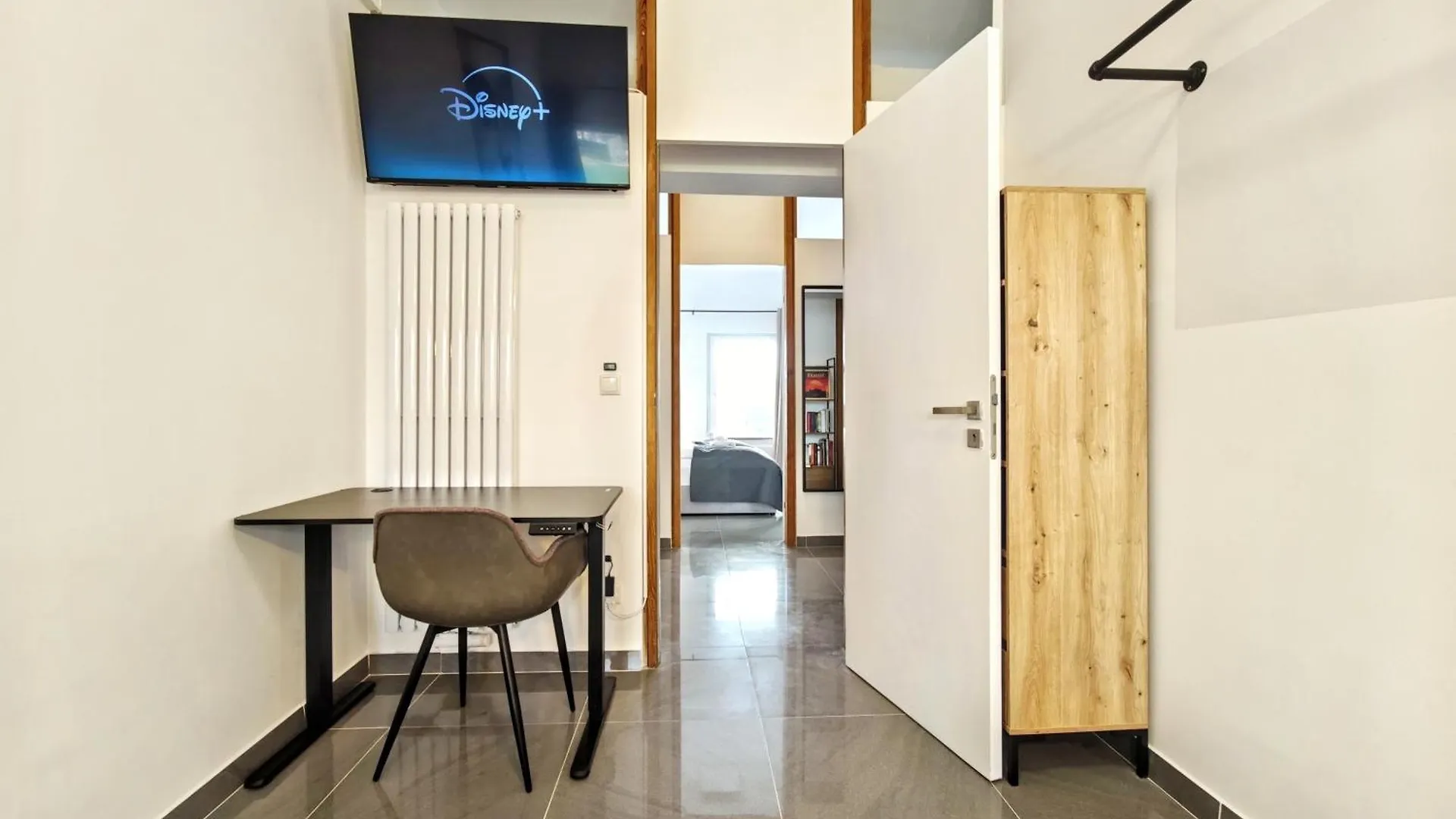 Loft Fuer Bis Zu 12, Whirlpool, Infrarotsauna, Arcade-Spiele, Tischfussball, Wii Nuremberg Apartment