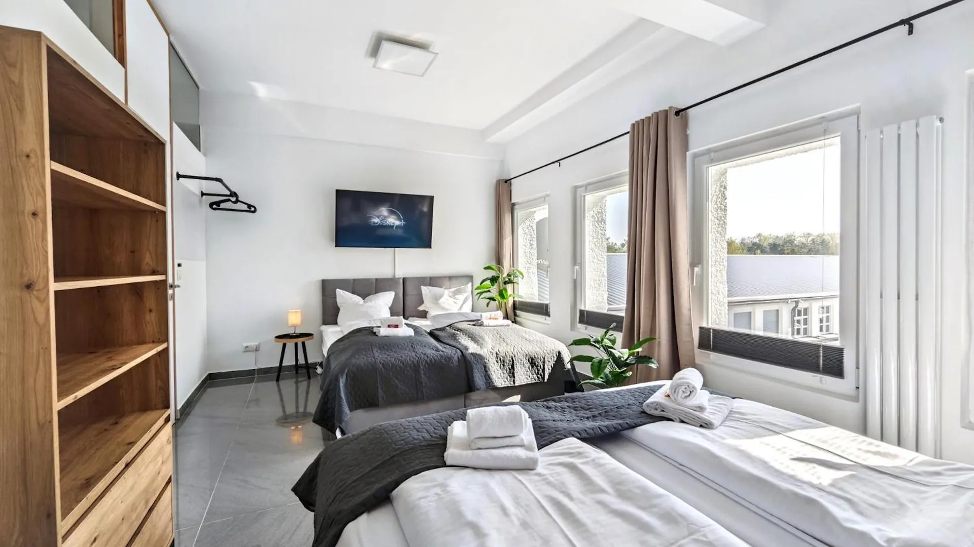 Loft Fuer Bis Zu 12, Whirlpool, Infrarotsauna, Arcade-Spiele, Tischfussball, Wii Nuremberg 0*,  Germany